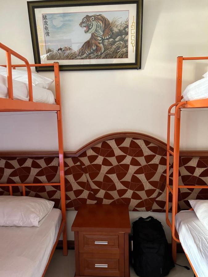Halong Starlight Inn & Travel Ha Long Exterior photo